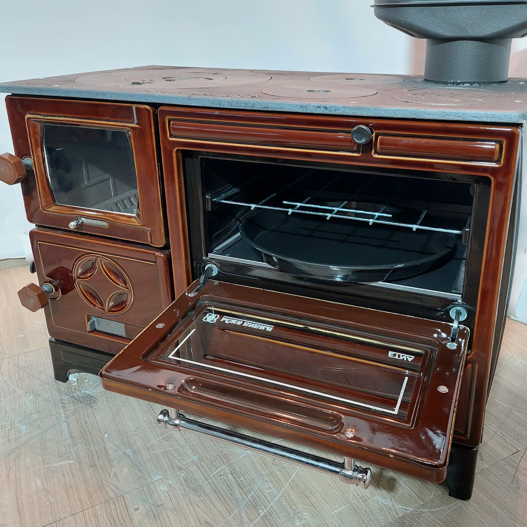 Stepnext Cast Iron Stove with Oven