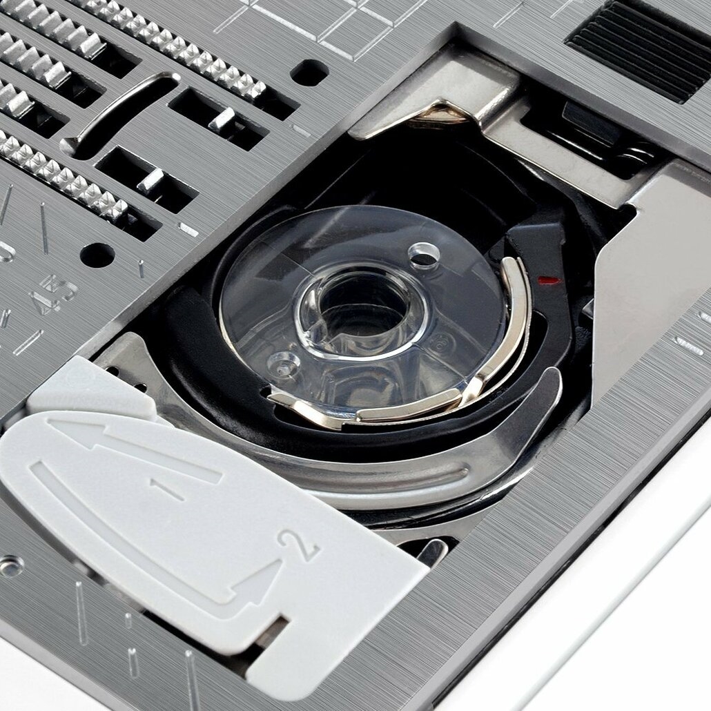 JAN Memory Craft Horizon 8200 QCP Special Edition Computerized Sewing Machine w/ FREE! 8-Piece V.I.P Reward Package and FREE! Next-Day Shipping